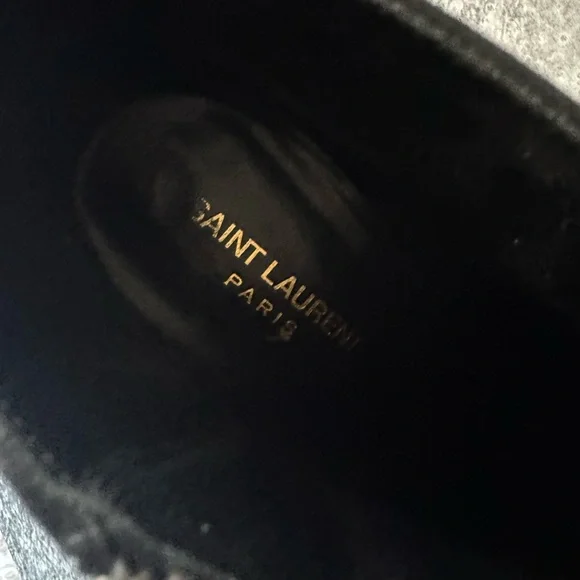 Saint Laurent Black Leather Ankle Boots with Zipper - Picture 7 of 7